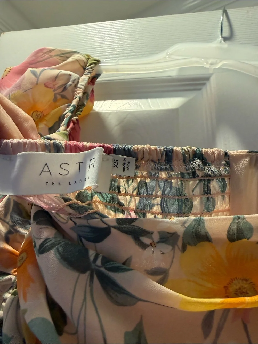 Astr Pink & Yellow Floral Ruched Puff-Sleeve Crop Top